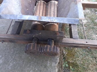 Mlincek na hrozno retro - 3