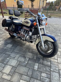 Honda valkyrie 1500 - 3
