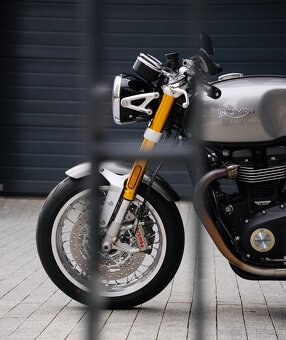Triumph Thruxton 1200R - 3