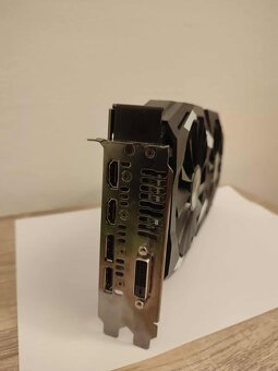 Predám grafickú kartu ASUS Dual Radeon RX 580 4GB - 3