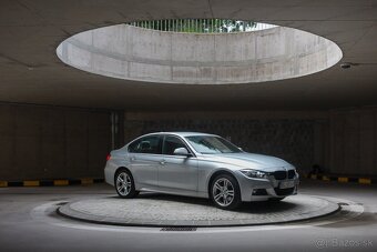 BMW rad 3 330i xDrive M Sport A/T - 3