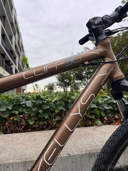Trekingovy bicykel Kellys Cliff 90 28” 19 Rám - 3