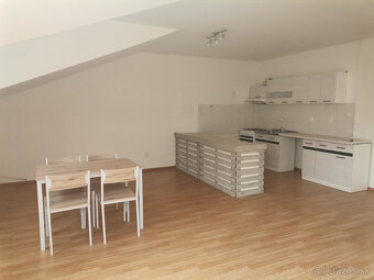 Na prenájom veľkometrážny byt v Sabinove - 3