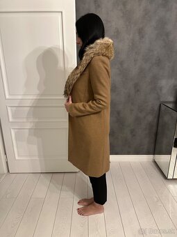 Michael Kors kabát s vlnou a pravou kožušinou - 3