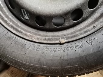 Celorocne 195/65 r15 91V - 3