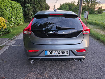 Predám Volvo V40 D3 automat R - Desing - 3