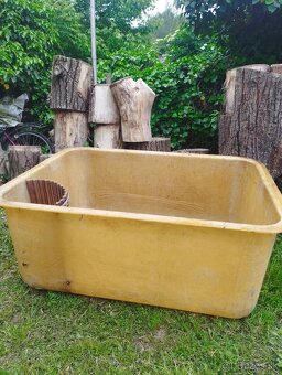 Laminátova kada,laminátová vaňa,tesárska sekera,sekač,zverák - 3