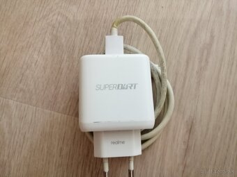 Predám Nové Iphone - 3