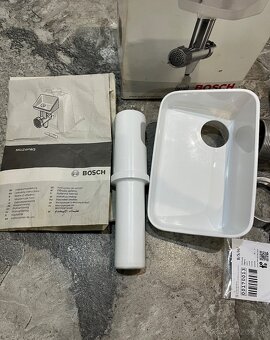 Mlynček Bosch mum 2-4 na kuchynský robot - 3