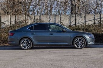 Škoda Superb 2.0 TDI Ambition - 3