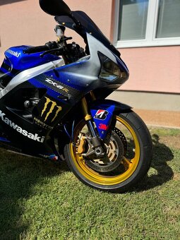 Kawasaki ninja ZX-6R 636 - 3