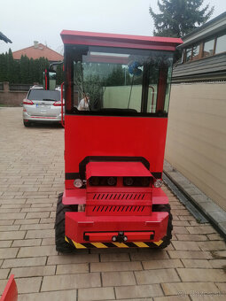 Čelní nakladač elektrický 4x4 vytápěná kabina - 3