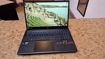 Herný notebook Acer Nitro V15 Black - 3