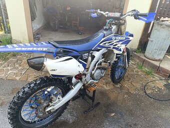 Yamaha YZF 250 - 3
