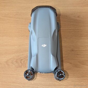 DJI Air 3S telo - 3