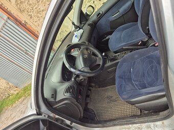 Peugeot 206 - 3