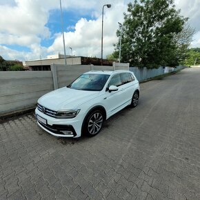 VW Tiguan 2.0 TDI 190k 4MOTION R Line Highline Panorama
- 3