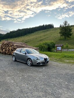 Alfa Romeo Giulietta 2.0 JTDm - 3