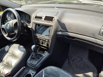 roleta kufra, interier, airbag , octavia 2 škoda - 3