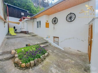 Malebný romantický domček pod lesom - 3