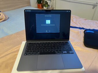 Predám 13-palcový MacBook Air - 3