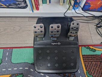 Volant a pedale Logitech g 29 - 3