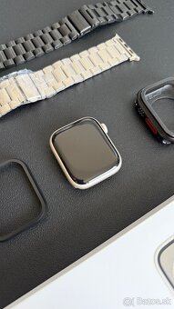 Apple Watch 8 45 mm - 3