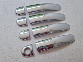 ČIERNE / KARBONOVE / CHROMOVE klučky pre VW GROUP - 3