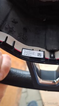 Multifunkčný volant Škoda Superb III (2016) – TOP stav - 3