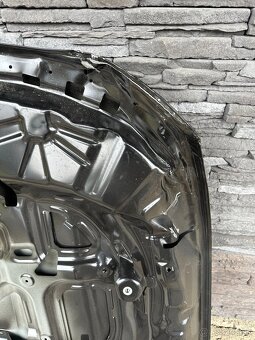 Duster iii kapota - 3