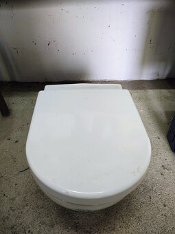 Závesné WC Jika - 3