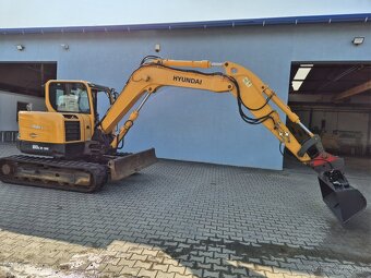 9 t bager Hyundai R80CR-9A - 3