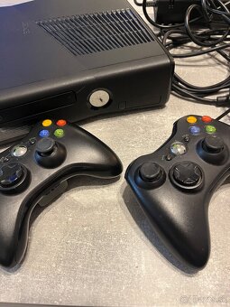Xbox 360 250GB - 3