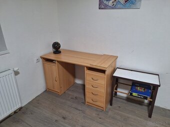 Predám obývaciu stenu posteľ - 3