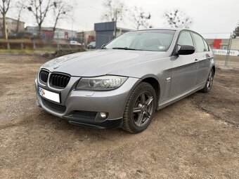 BMW E90 LCI 320d xDrive AT - 3