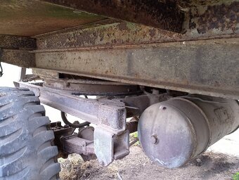 Vlečka 7t.za traktor - 3