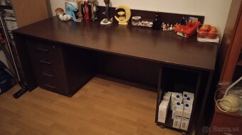 Kancelársky stôl. - 3