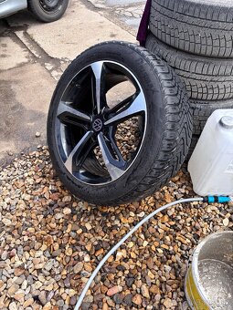 WV Toureg, Audi Q7, Porsche Caen. R21, 5-130 - 3