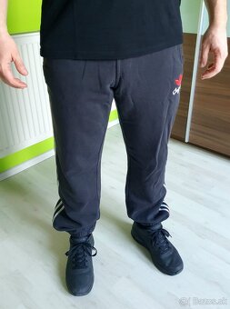 Tepláky pánske, zn. Adidas Originals - tmavošedé - 3