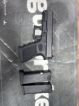 GLOCK 19 Gen 3 - 150 ran vystrelenych - 3