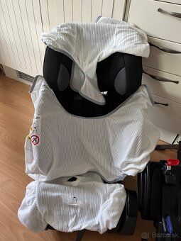 Autosedačka Klippan Triofix Recline + Isofixová základňa Kli - 3