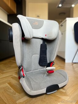 Autosedačka Britax romer KIDFIX II XP SICT // 15-36kg - 3