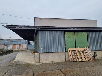 Dlhodobý prenájom podnikateľských priestorov v Lučenci - 3