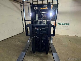 Vysokozdvižný vozík Toyota Dieselový 52-8FDF20 rok 2022 - 3