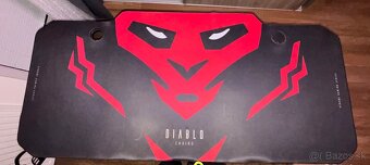 Predám stôl Diablo Chairs - 3