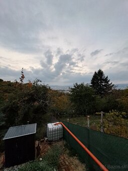 Záhrada s chatkou - 3