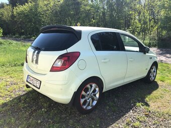 Opel Corsa D 1.4 16v - 3