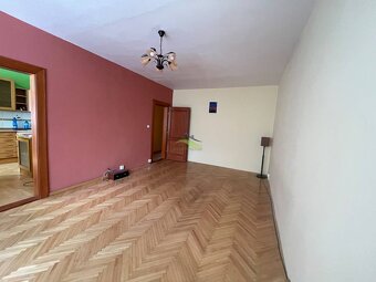 Príjemný veľký 3 izbový byt na Okružnej ulici - 84 m2 - 3