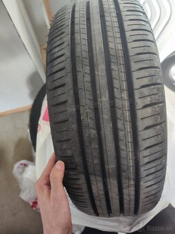 Pneumatiky Falken 215/50 R18 92V - 3