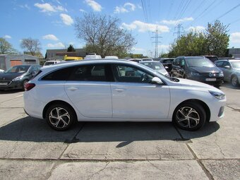 Hyundai i30 CW 1.6 CRDi Family - Možný odpočet DPH - 3